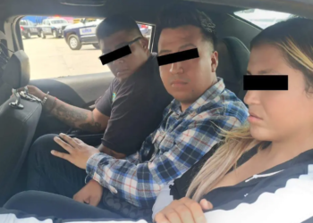 Detienen a dos hombres y una mujer por operar como montachoques en Edomex