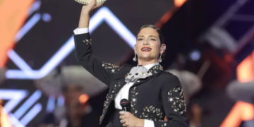 Natalia Jiménez revela por qué usó ambulancia para llegar a la fiesta de Carlos Rivera