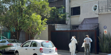 Colapsa casa deshabitada en la colonia Roma; no hay lesionados