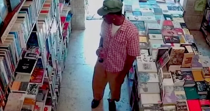 Tyler, The Creator reprocha a librería de CDMX por publicar imágenes suyas sin autorización