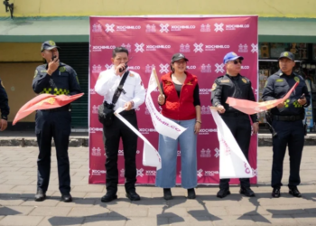 Circe Camacho lanza operativo y limpia calles de Xochimilco