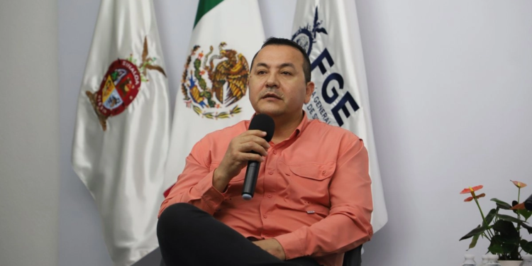 Dámaso Castro presenta licencia al cargo de vicefiscal general de Sinaloa