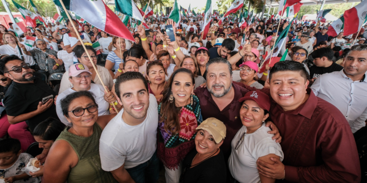 Festejo masivo en Cancún: El pueblo respalda la Cuarta Transformación