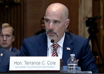 Trump nombrará a David Venturella como jefe interino del ICE; sustituye a Todd Lyons