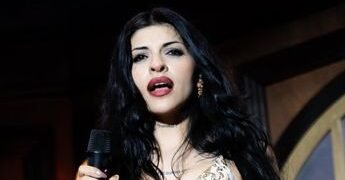 Cazzu estrena el corrido tumbado ‘Perdón si no te llamé’: “No me importa enterarme con quién dormiste”