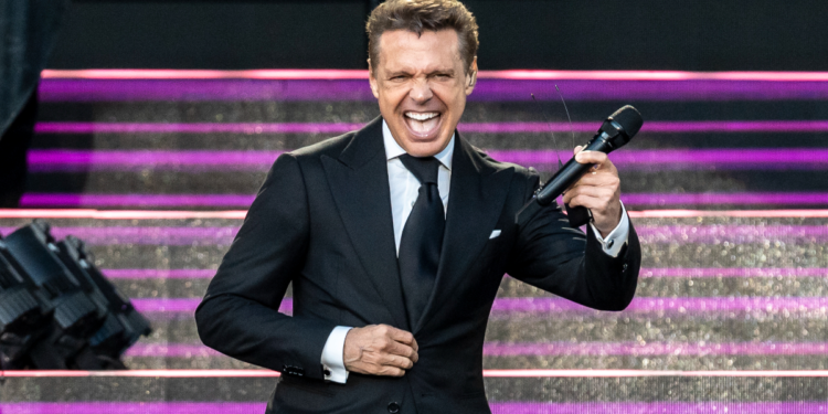 Medios de EU reportan hospitalización de Luis Miguel en Nueva York, por problemas cardiacos
