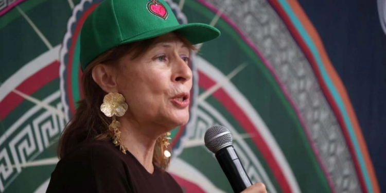 Tatiana Clouthier renunció para ir a “trabajar” a NL, afirma Sheinbaum