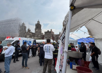 Flamazo en el Zócalo capitalino deja tres mujeres con quemaduras de primer grado