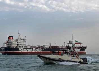 Irán cobrará servicios de seguridad y navegación en Estrecho de Ormuz