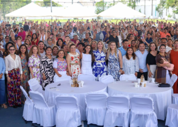 RECONOCE ANA PATY PERALTA LABOR DE MADRES TRABAJADORAS DEL SUTSABJYOD