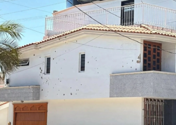 Balean una casa de Rocha Moya en Culiacán