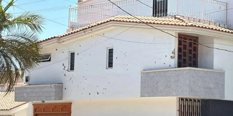Balean una casa de Rocha Moya en Culiacán