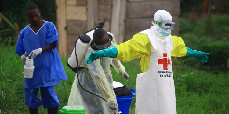 OMS alerta por epidemia de ébola “extremadamente grave” en Congo; brote avanza sin vacuna