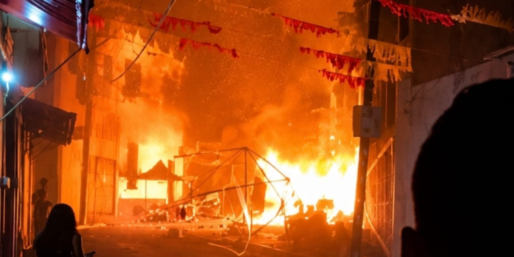 Explosión de pirotecnia en fiesta patronal deja al menos 25 heridos y un muerto en Amatitán, Jalisco