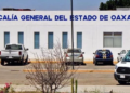 Hallan muertos a dos mujeres y un hombre dentro de un auto en Oaxaca