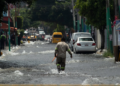 Fuga de agua desata caos en Los Reyes Culhuacán en Iztapalapa