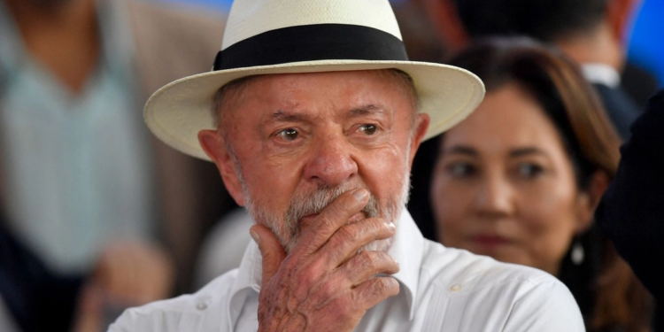 Lula inicia radioterapia preventiva tras diagnóstico de cáncer de piel