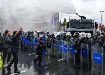 Al menos 370 detenidos en manifestaciones del 1 de mayo en Turquía