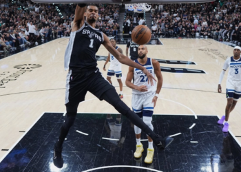 Spurs a la final de Conferencia Oeste