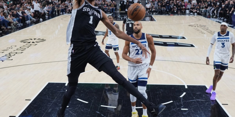 Spurs a la final de Conferencia Oeste