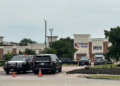 Tiroteo en centro comercial al norte de Dallas deja dos muertos y tres heridos