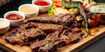 Festejar el Día del Padre en restaurante supera los 8,000 pesos para una familia