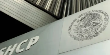 Caída en ingresos petroleros e ISR le pasaron factura a las finanzas públicas
