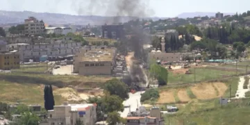 Israel y Hezbolá acuerdan un alto al fuego en Líbano
