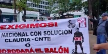 Irónico