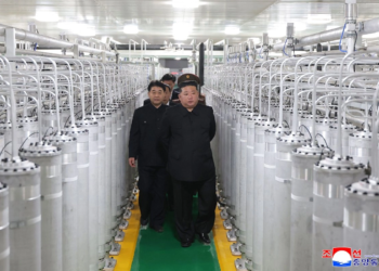 Corea del Norte revela una nueva planta de producción de combustible para bombas nucleares