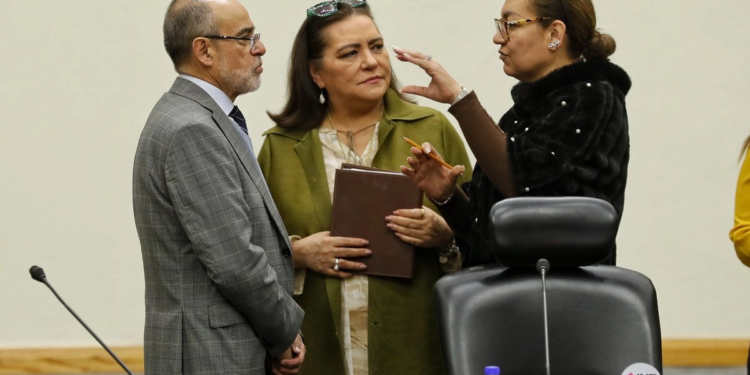 INE define hoy registro de cuatro nuevos partidos
