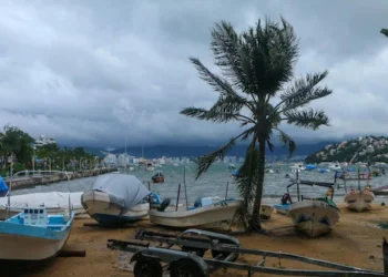 Se forma la depresión tropical Dos-E frente a Guerrero; se convertirá en el ciclón ‘Boris’