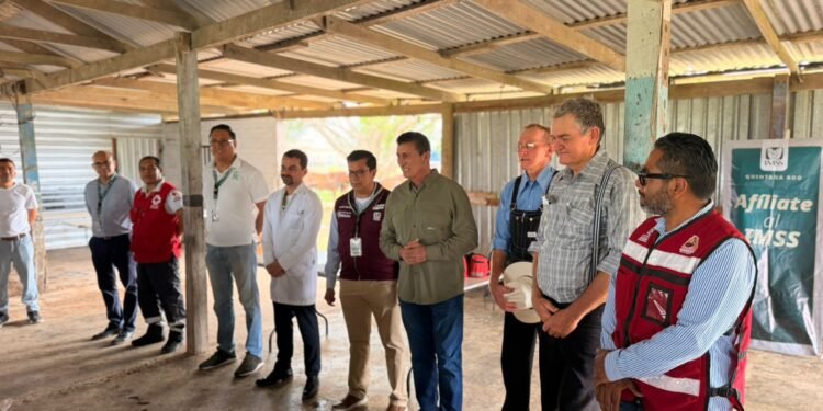 Llevan exitosa jornada de salud a la comunidad bacalarense de Salamanca