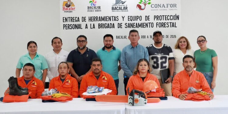 Ayuntamiento de Bacalar fortalece a las Brigadas de Saneamiento Forestal 2026