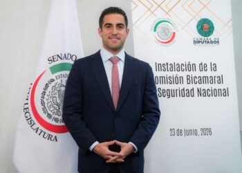 Solicita licencia Eugenio Segura