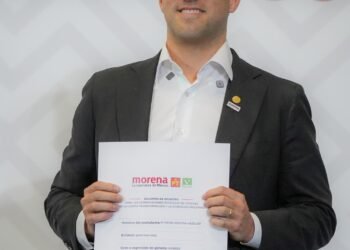 Gino Segura se registra para coordinar la defensa de la Transformación en Quintana Roo
