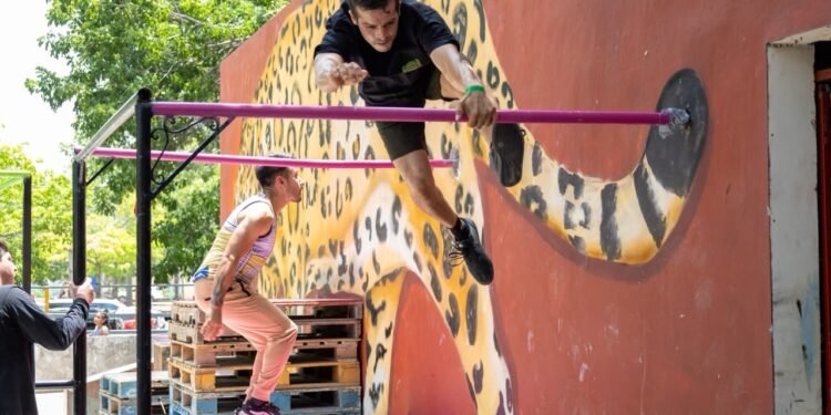 Más de 50 atletas participaron en el 7.º Encuentro de Parkour y Cultura Urbana “Xibalba”