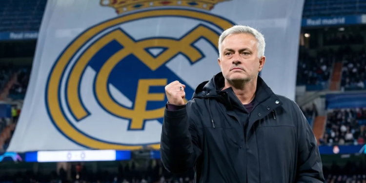 Real Madrid confirma el regreso de Mourinho como DT