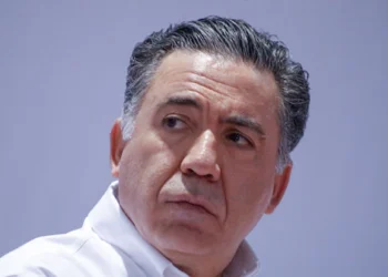 Enrique Inzunza se baja para competir por candidatura de Sinaloa