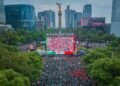 Miles de aficionados llegan al Ángel
