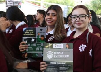 Arrancan pagos de Becas Benito Juárez en Quintana Roo: