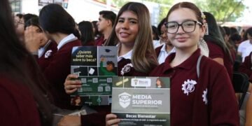 Arrancan pagos de Becas Benito Juárez en Quintana Roo: