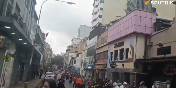 Dos fuertes sismos de 7.1 y 7.5, con un minuto de diferencia sacuden Venezuela