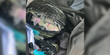 Caen dos jóvenes con 1.6 mdp en efectivo en Apaseo el Grande, Guanajuato