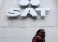 Déficit fiscal resulta menor al previsto por contención del gasto