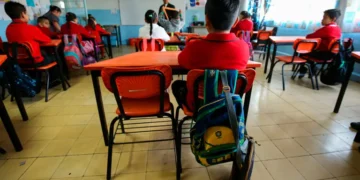 ¿Cuándo termina el ciclo escolar 2025-2026 y qué estados adelantan vacaciones?