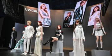¿Cansado de estar solo? Un robot chino le tiende la mano