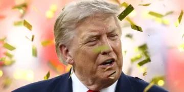 Trump impone aranceles de 50% a vino, palos de hockey y cemento