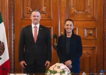 Sheinbaum se reúne con el representante de Comercio de EE.UU.: ¿el T-MEC en la cuerda floja?