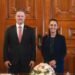Sheinbaum se reúne con el representante de Comercio de EE.UU.: ¿el T-MEC en la cuerda floja?